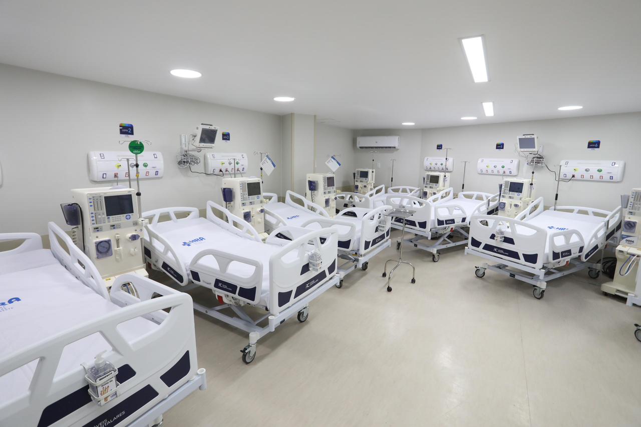 Governo entrega requalificação de setores do Hospital Regional do Agreste e autoriza novas obras