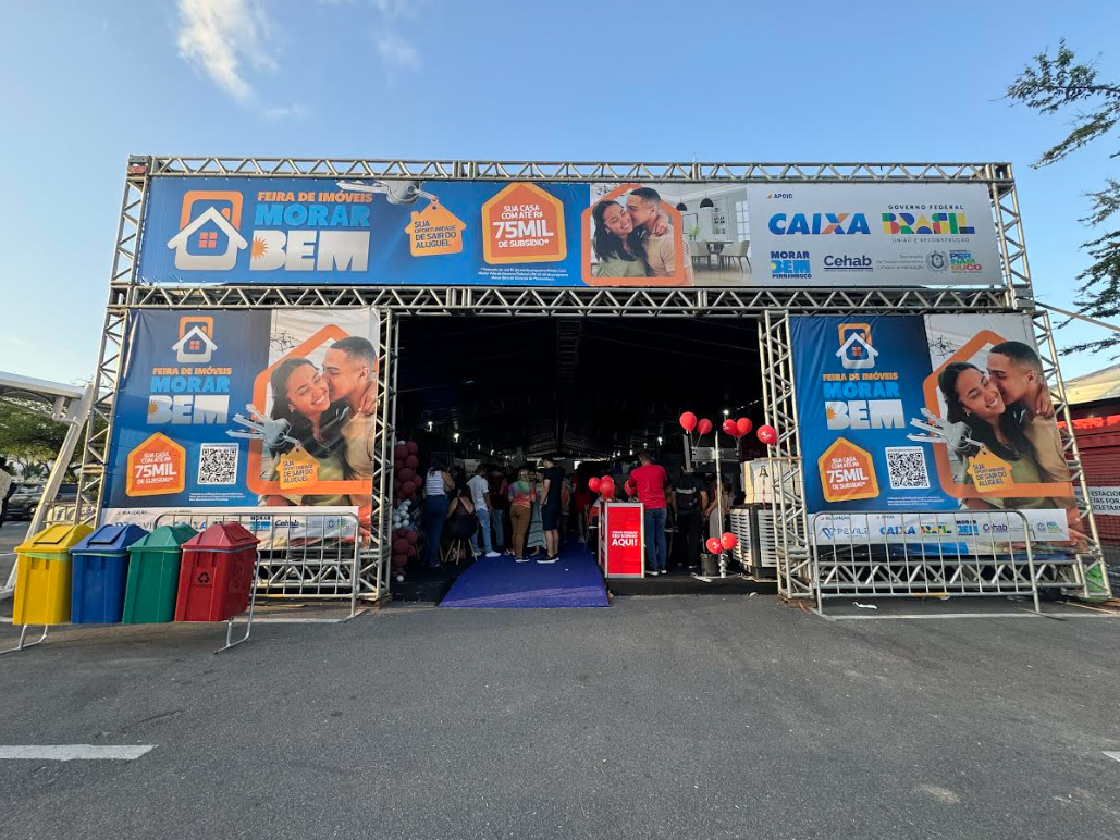 Painéis da entrada do evento 